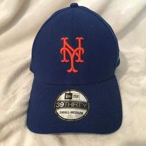New York Mets Fitted Baseball Hat- Small/Medium